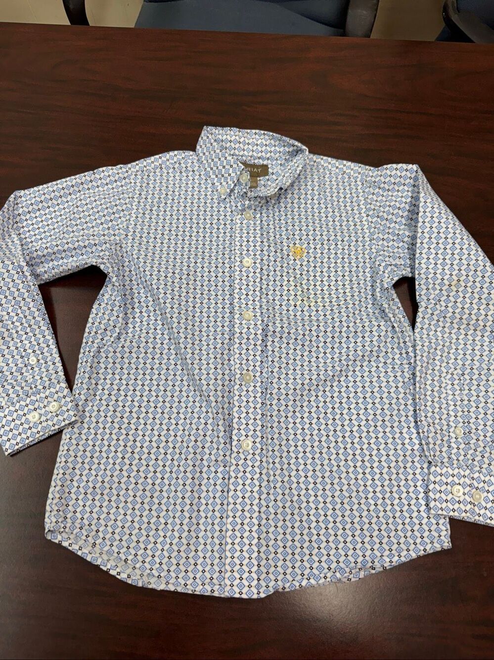 Ariat Boys Button Up Long Sleeve Shirt Size Small (8)